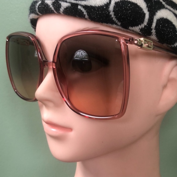 Fendi Oversized Sunglasses NWOT - Picture 2 of 8